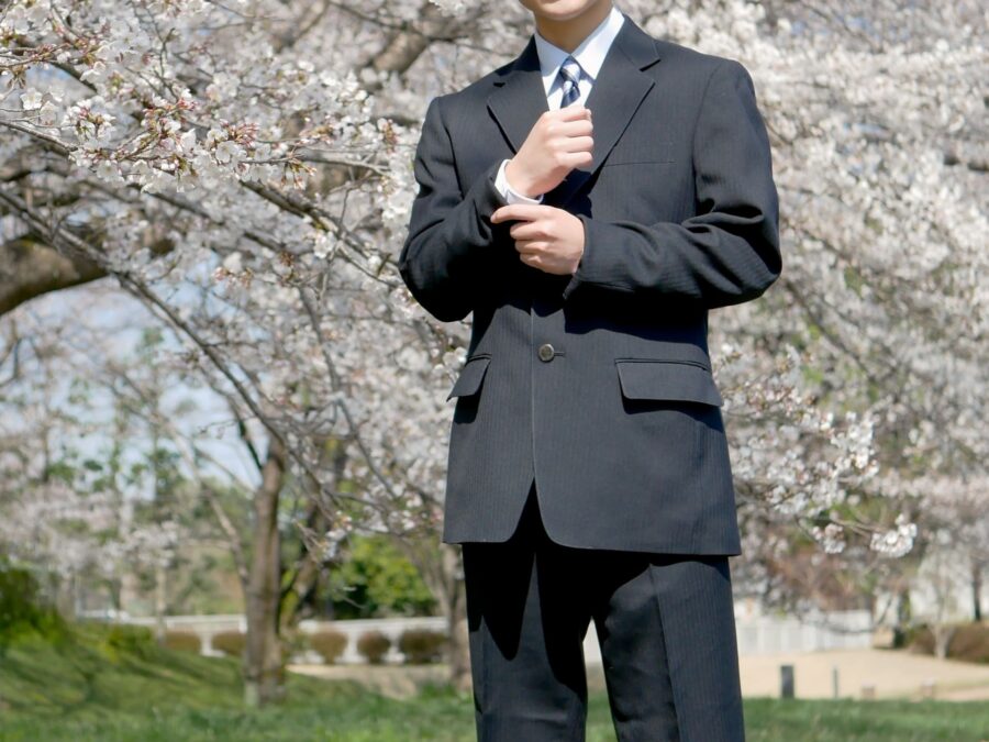 スーツ　春